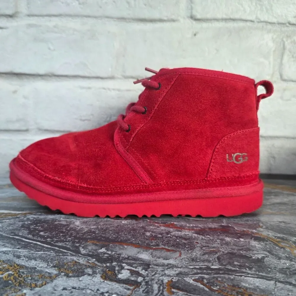UGG Neumel Samba Red Suede Sheepskin Lace Up Chukka Boots Women’s Size 6